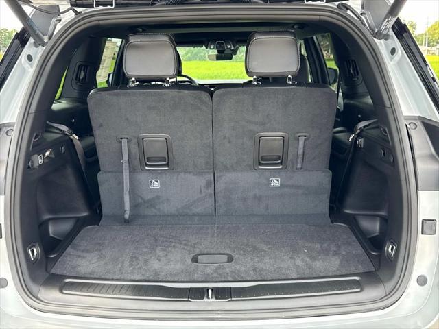 new 2025 Jeep Grand Cherokee L car, priced at $43,875