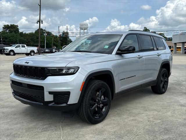 new 2025 Jeep Grand Cherokee L car, priced at $43,875