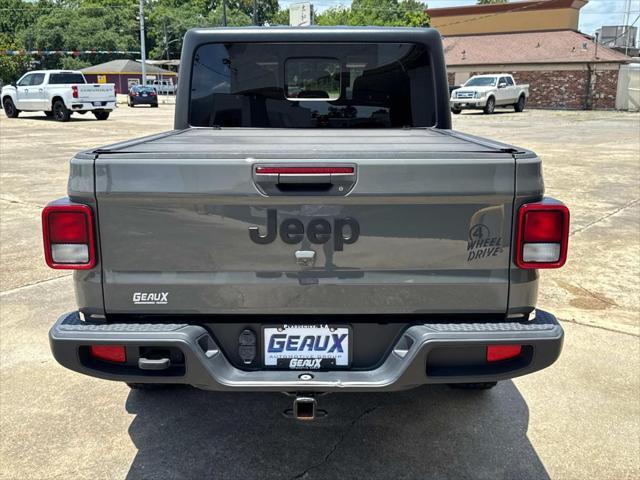 used 2021 Jeep Gladiator car, priced at $32,227
