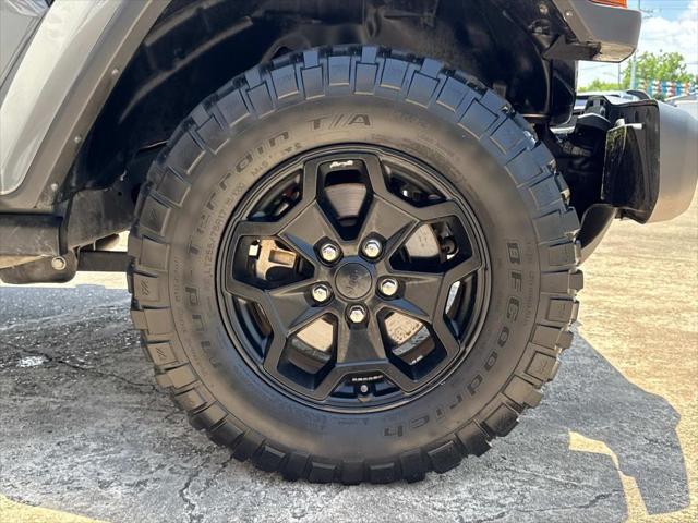 used 2021 Jeep Gladiator car, priced at $32,227