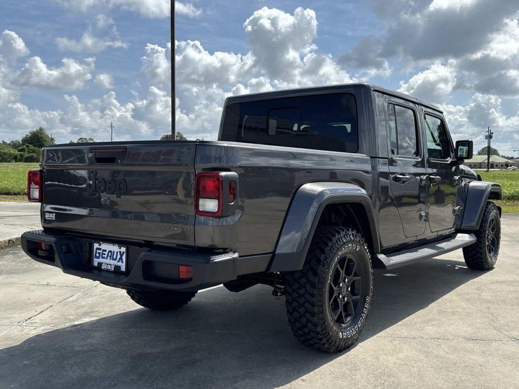 new 2025 Jeep Gladiator car, priced at $42,105