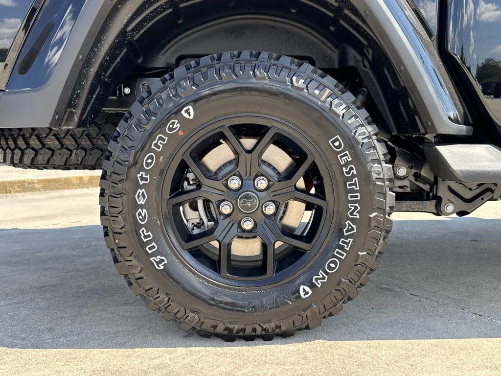 new 2025 Jeep Gladiator car, priced at $42,660