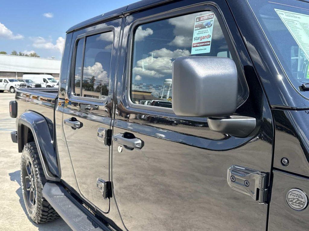 new 2025 Jeep Gladiator car, priced at $42,660