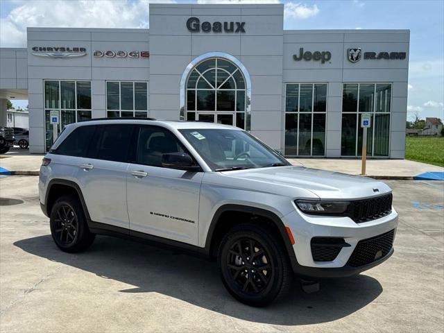 new 2025 Jeep Grand Cherokee car, priced at $44,730