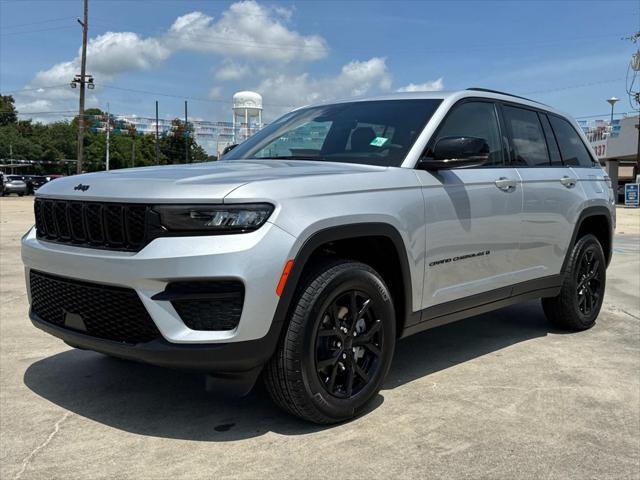 new 2025 Jeep Grand Cherokee car, priced at $44,730