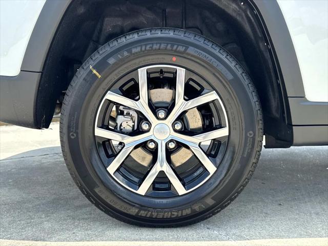 new 2025 Jeep Grand Cherokee car, priced at $47,415