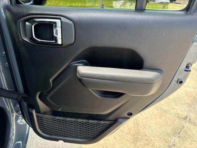new 2025 Jeep Wrangler car, priced at $50,540