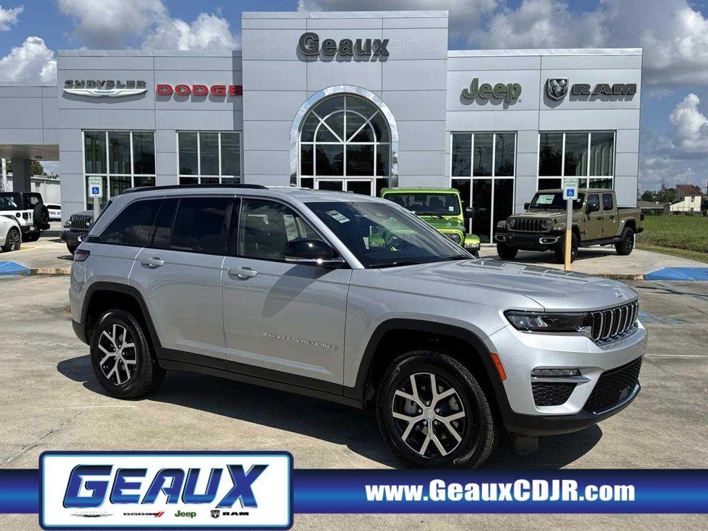 new 2025 Jeep Grand Cherokee car, priced at $37,745