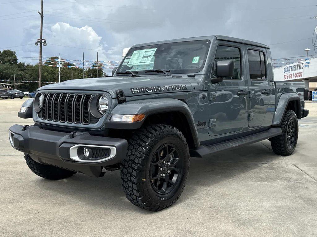 new 2025 Jeep Gladiator car, priced at $42,660