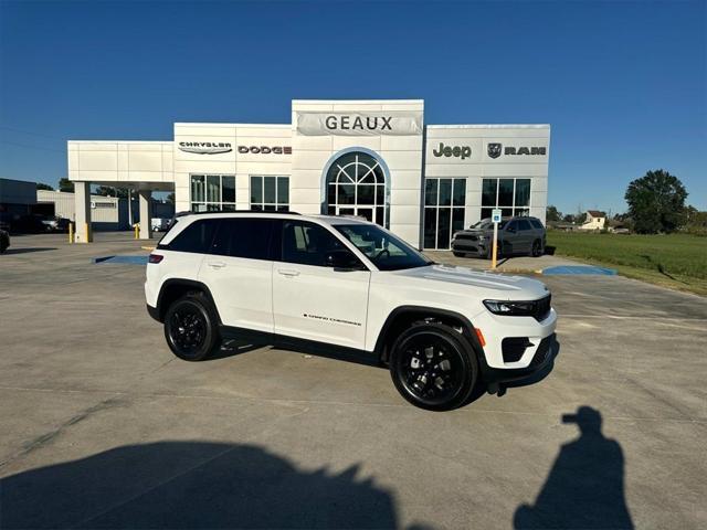 new 2024 Jeep Grand Cherokee car, priced at $44,935