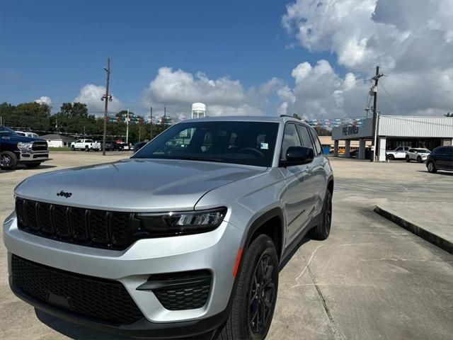 new 2024 Jeep Grand Cherokee car, priced at $47,530