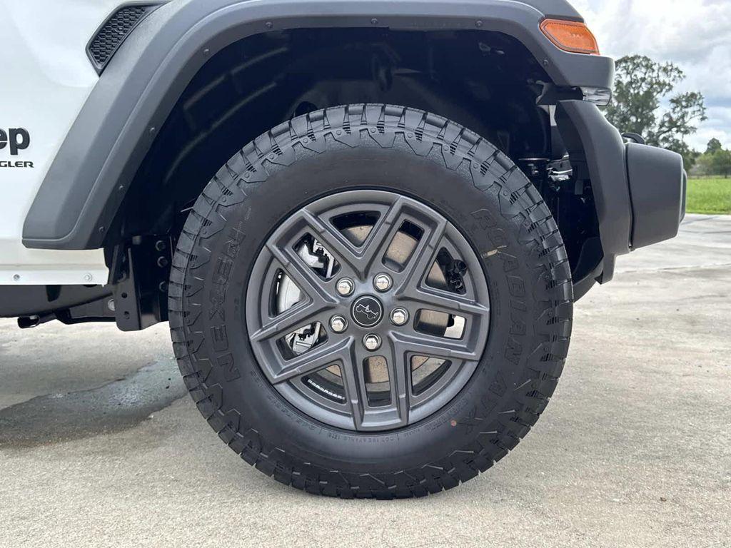 new 2025 Jeep Wrangler car, priced at $40,240