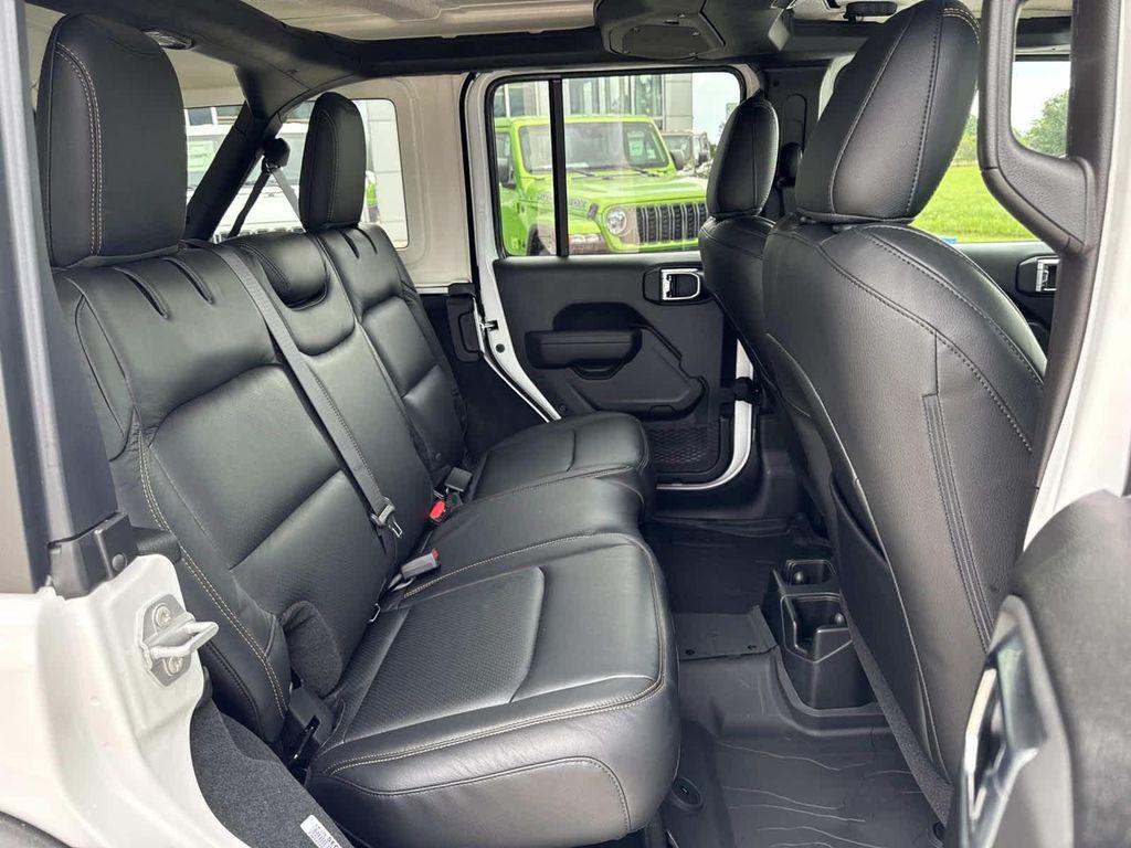 new 2025 Jeep Wrangler car, priced at $40,240
