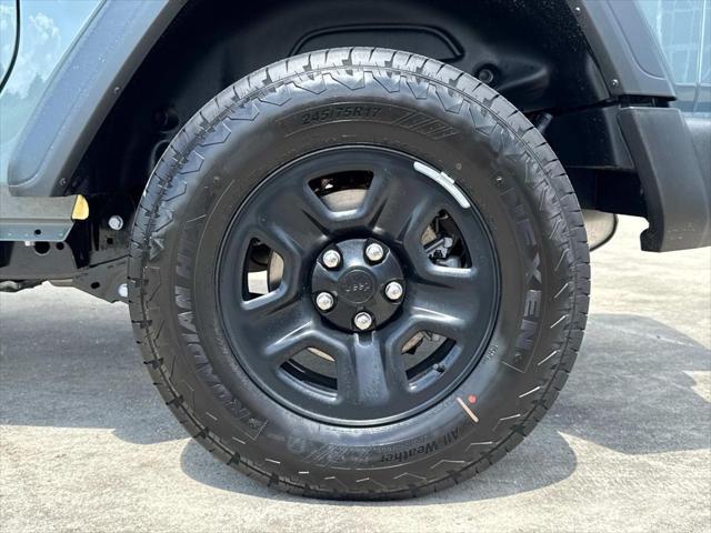 new 2025 Jeep Wrangler car
