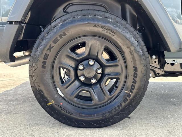 new 2025 Jeep Wrangler car