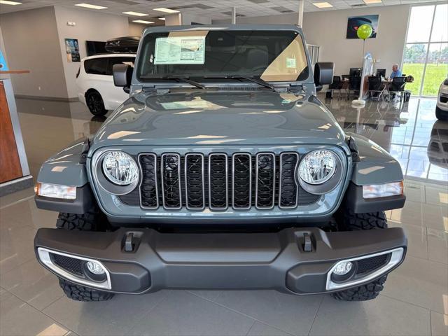 new 2025 Jeep Gladiator car, priced at $48,685