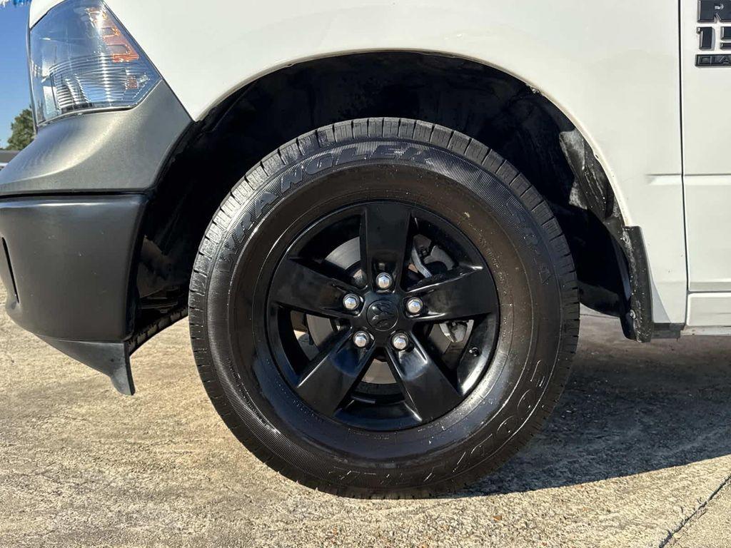 used 2024 Ram 1500 car, priced at $27,597