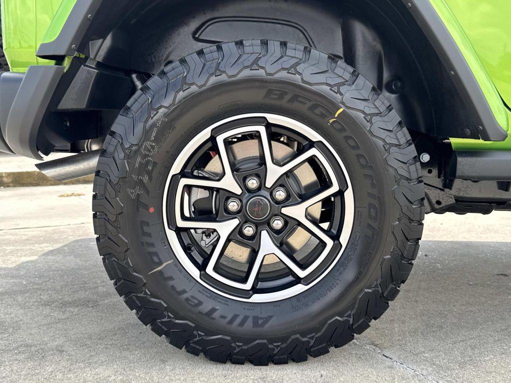 new 2025 Jeep Wrangler car, priced at $57,925