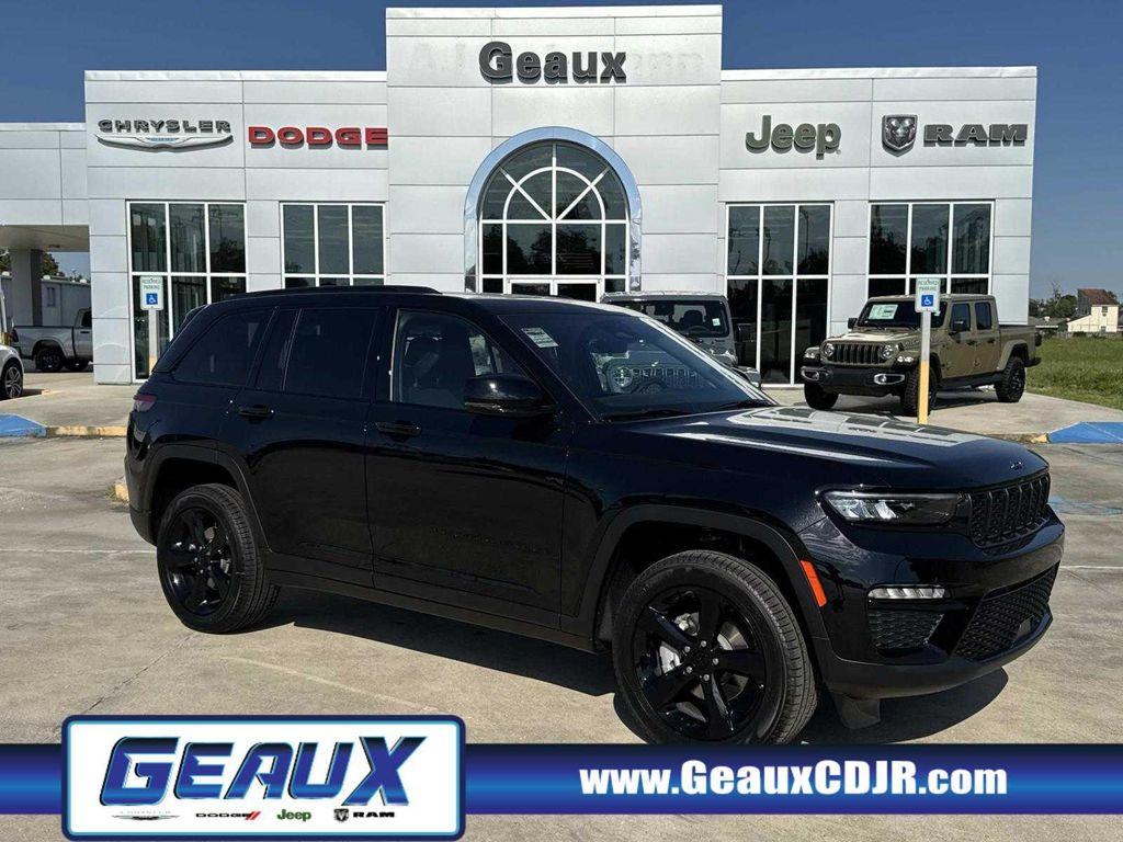 new 2025 Jeep Grand Cherokee car, priced at $42,985