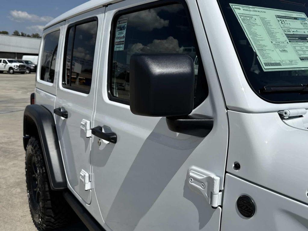 new 2025 Jeep Wrangler car, priced at $45,180