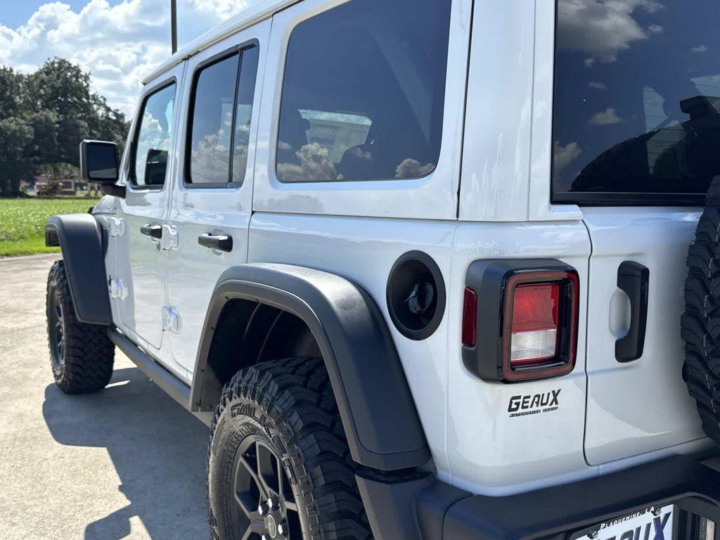 new 2025 Jeep Wrangler car, priced at $45,180
