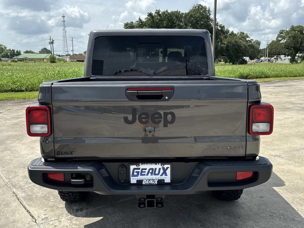 new 2025 Jeep Gladiator car, priced at $43,955