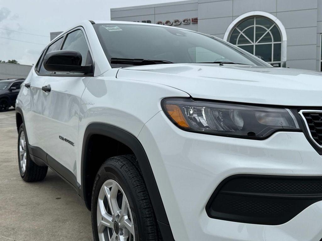 new 2025 Jeep Compass car, priced at $26,495