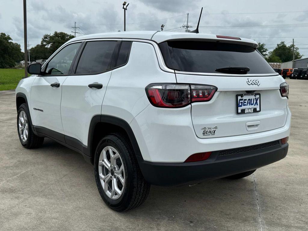 new 2025 Jeep Compass car, priced at $26,495