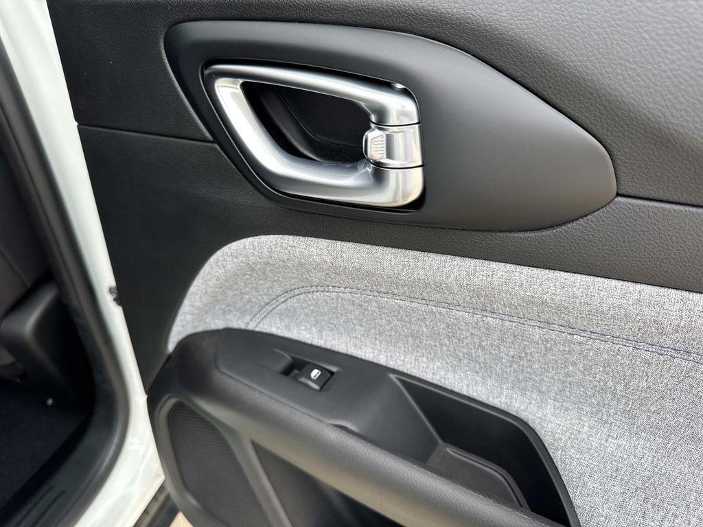 new 2025 Jeep Compass car, priced at $26,495