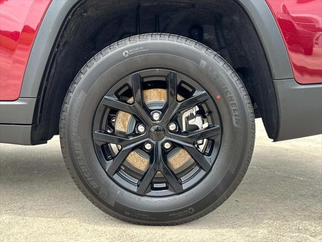 new 2025 Jeep Grand Cherokee L car, priced at $42,230