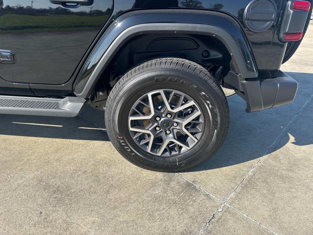 new 2025 Jeep Wrangler car, priced at $55,610