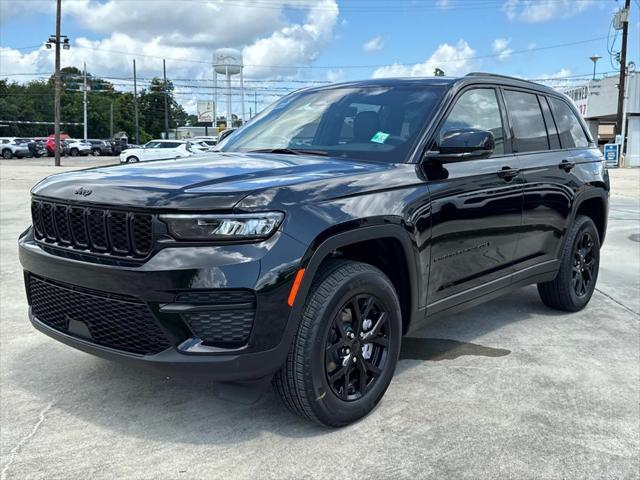 new 2025 Jeep Grand Cherokee car, priced at $46,730