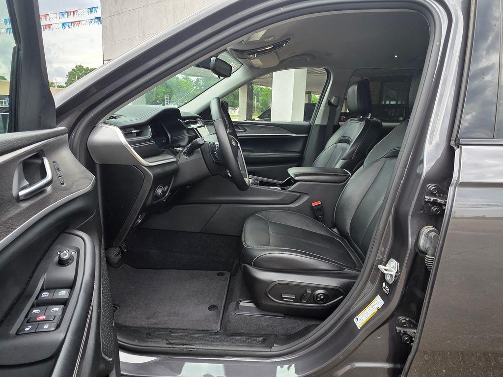 used 2022 Jeep Grand Cherokee L car, priced at $27,597