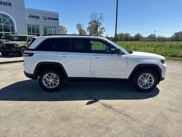 new 2025 Jeep Grand Cherokee car, priced at $39,575