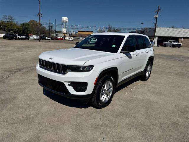 new 2025 Jeep Grand Cherokee car, priced at $39,575