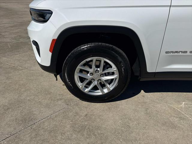 new 2025 Jeep Grand Cherokee car, priced at $39,575