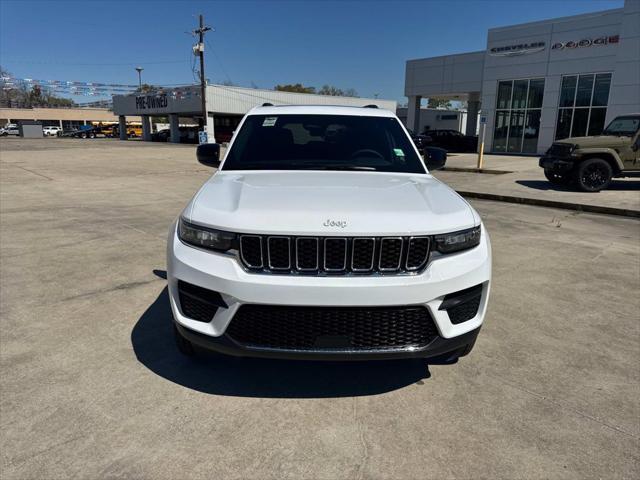 new 2025 Jeep Grand Cherokee car, priced at $39,575