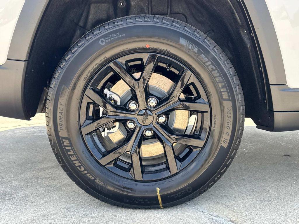 new 2025 Jeep Grand Cherokee L car, priced at $46,135