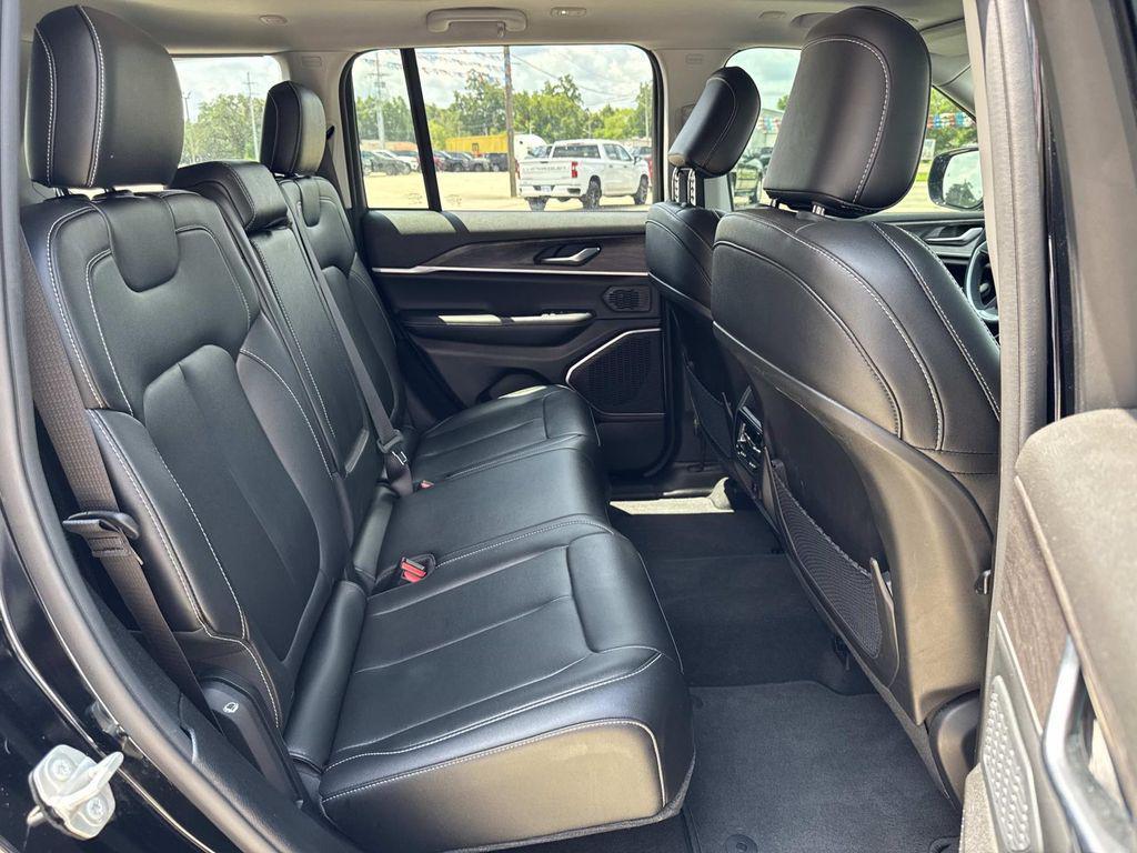 used 2023 Jeep Grand Cherokee car, priced at $28,997