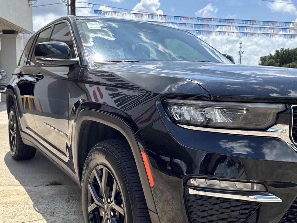 used 2023 Jeep Grand Cherokee car, priced at $28,997