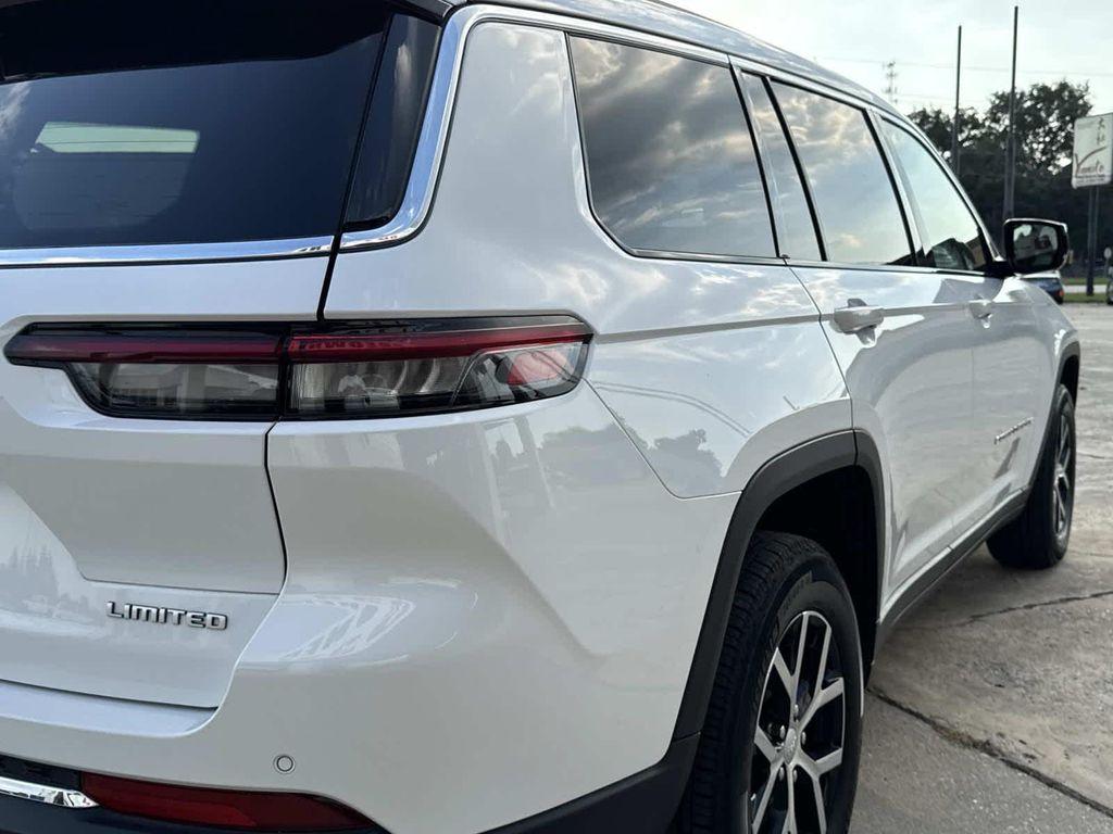 used 2024 Jeep Grand Cherokee L car, priced at $35,997