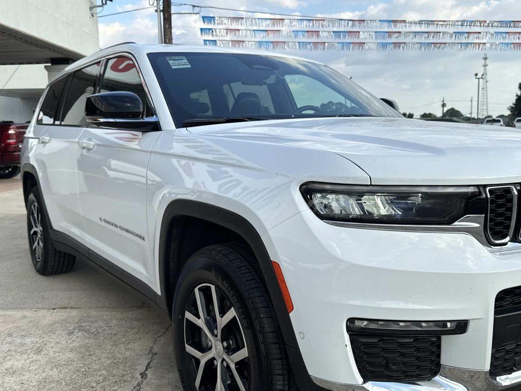 used 2024 Jeep Grand Cherokee L car, priced at $35,997