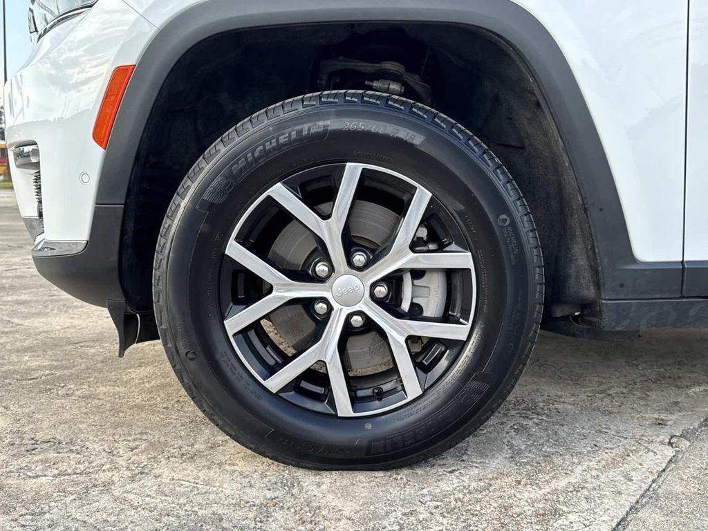 used 2024 Jeep Grand Cherokee L car, priced at $35,997