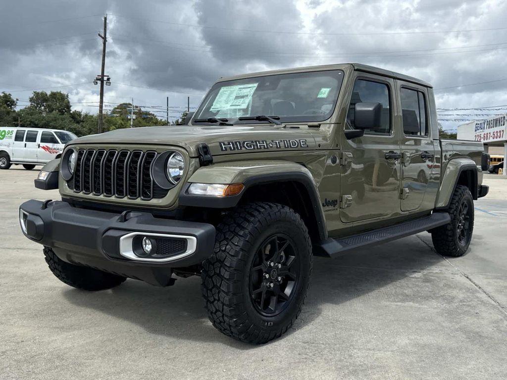 new 2025 Jeep Gladiator car, priced at $42,660