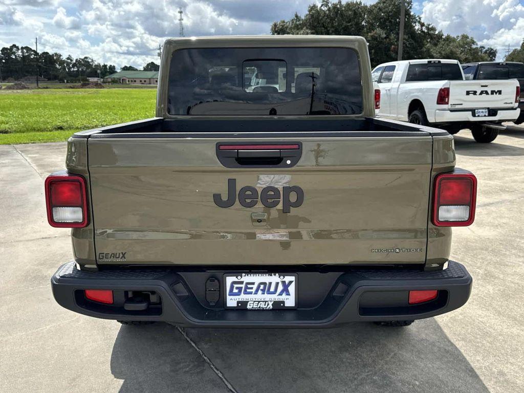 new 2025 Jeep Gladiator car, priced at $42,660