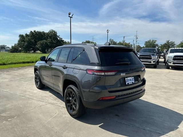 new 2024 Jeep Grand Cherokee car, priced at $45,530