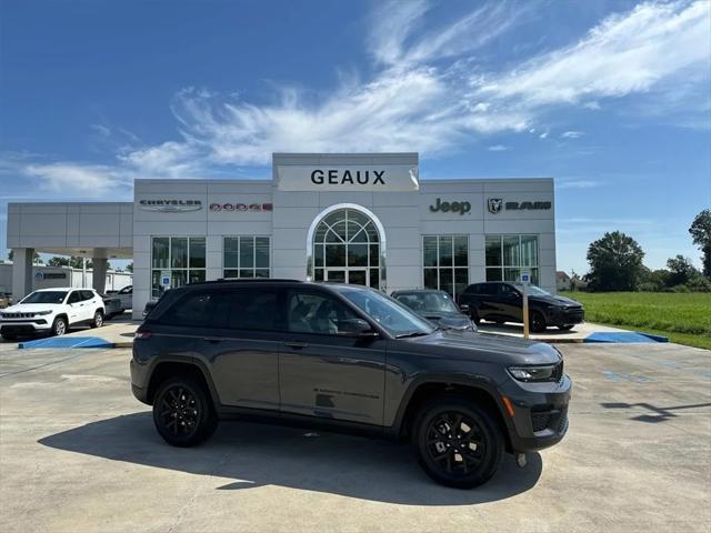 new 2024 Jeep Grand Cherokee car, priced at $45,530