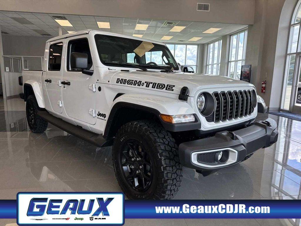 new 2025 Jeep Gladiator car, priced at $45,840