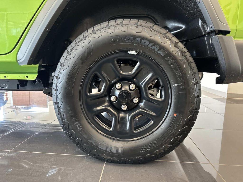 new 2025 Jeep Wrangler car, priced at $37,250