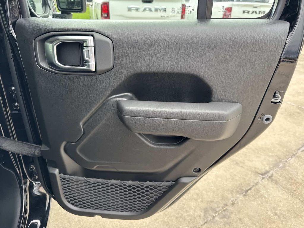 new 2025 Jeep Wrangler car, priced at $37,575